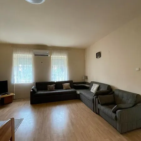 Apartment Tape *